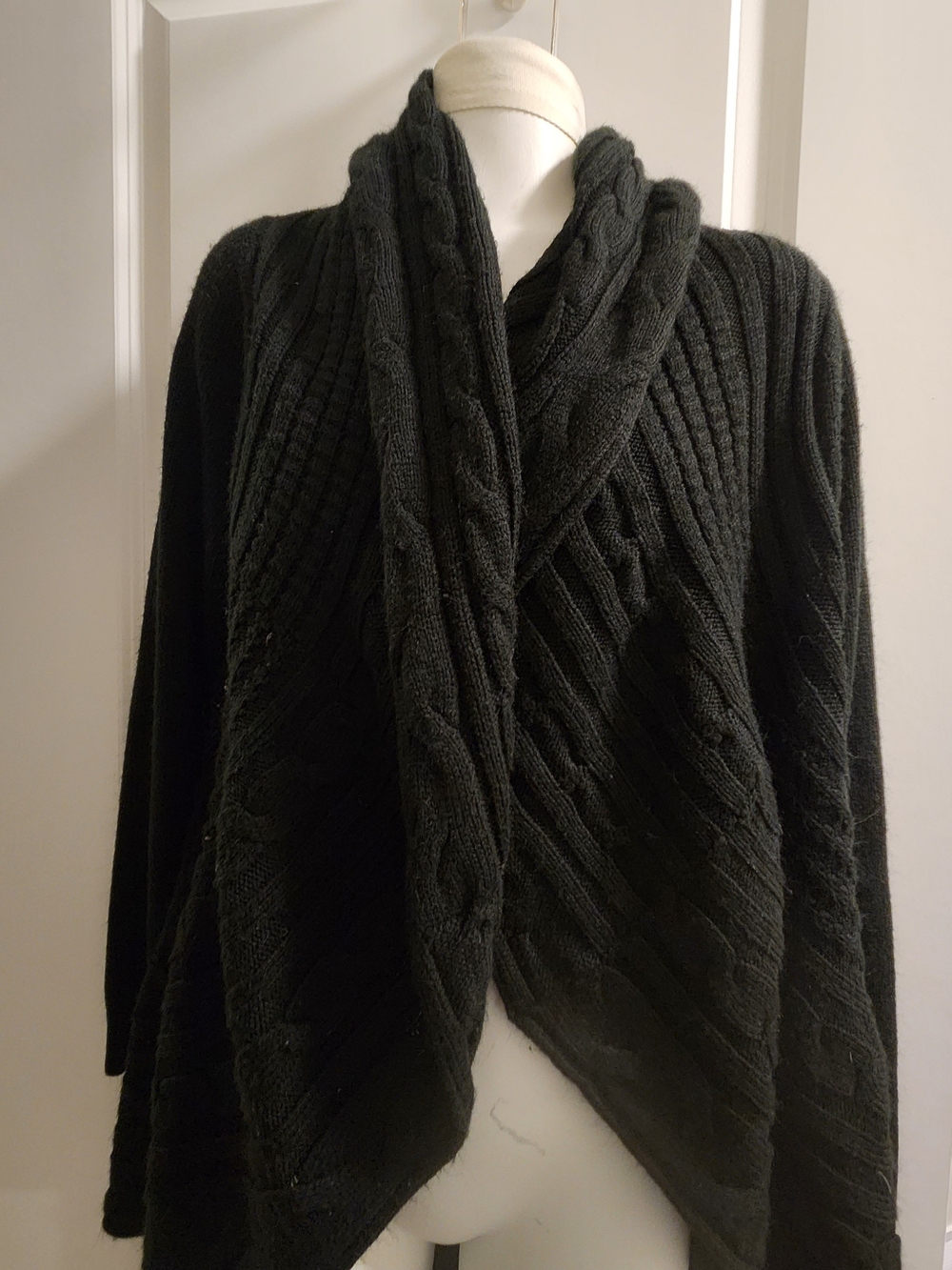 Denver Hayes Black Cable-Knit Shawl Collar Cardigan